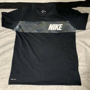 AUTHENTIC NIKE DRI FIT CAMO T-SHIRT MEN’S SIZE L